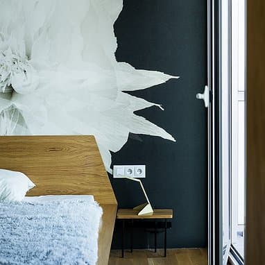 KARLIK DECO KOLMIKEHYS MATTAMUSTA PISTORASIOILLE JA KYTKIMILLE