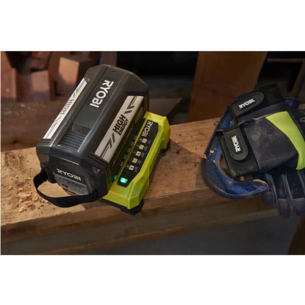 RYOBI Lader 6A 36V RY36C60A