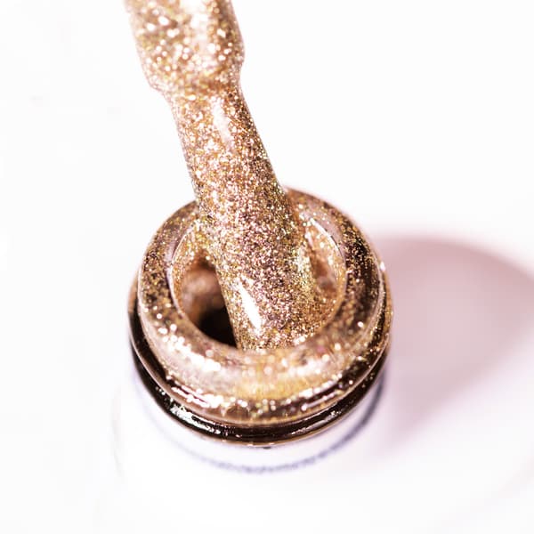 #137 NaiLac Hybrid -kynsilakka 7 ml