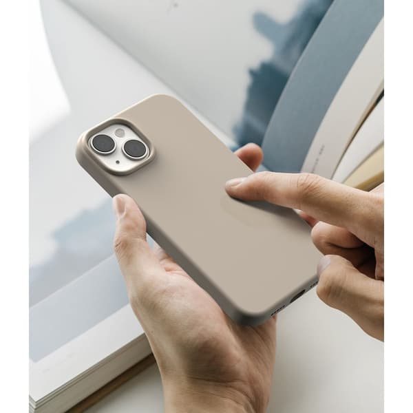 SILIKONRING TILL IPHONE 14 PLUS / 15 PLUS MED STEN