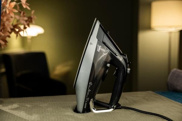 Beko FutureIron Premium SIM5124A SoftGlide strygejern, 2400W