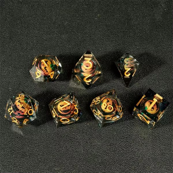Smaugin aarre RPG-noppa Liquid D20 3,3 cm