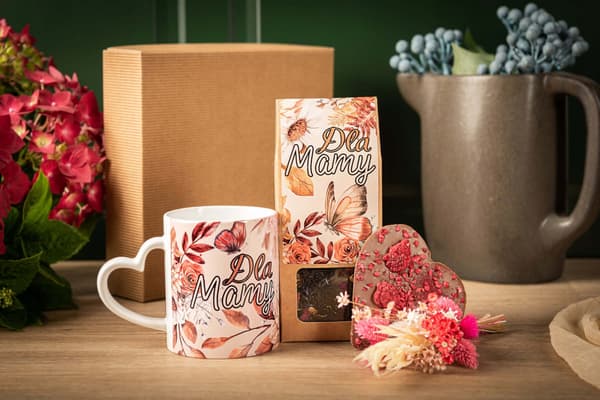 Gave til Mors dag - Mors sæt krus blomster te chokolade hjerte