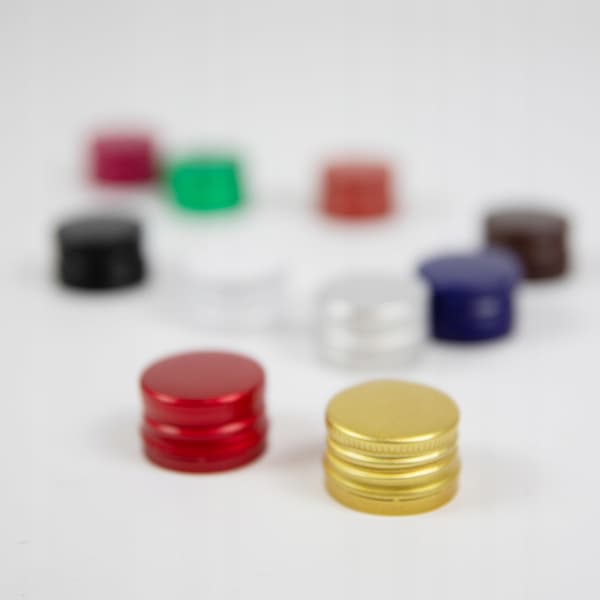 100 kpl CAP Pullonkorkkeja, koko 28x18mm