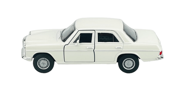 Welly Oldtimer Mercedes 220 W114 vit 1:34 43764