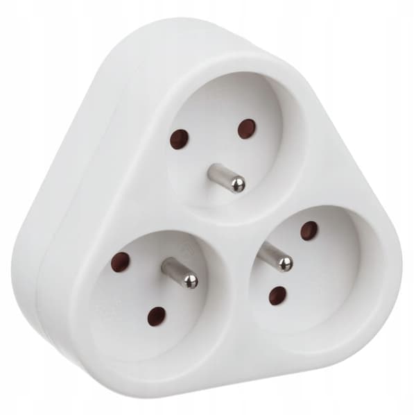 3-stiks splitter med jordforbindelse, trekant, 3x2P+Z, hvid