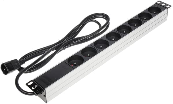 JÄNNITYSJÄRJESTELMÄ PD-8/RACK/IEC