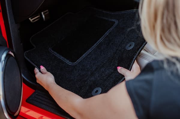 Bilmattor velour svarta för Daewoo Rezzo minivan (2000-2011)