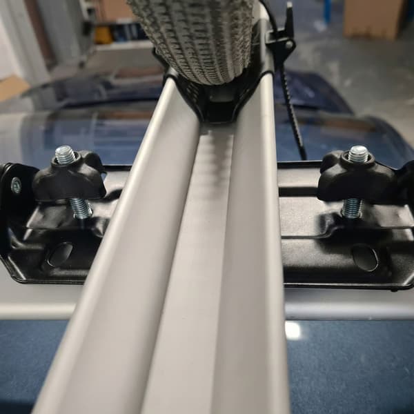 HAKR Speed Alu Sølv Cykelstativ + Lås