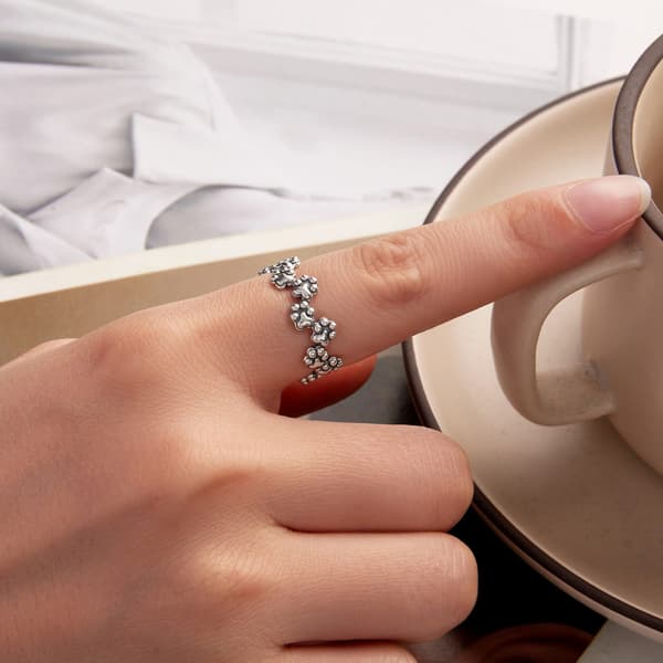 Justerbar silverring med HUNDTASSA, 925 silver