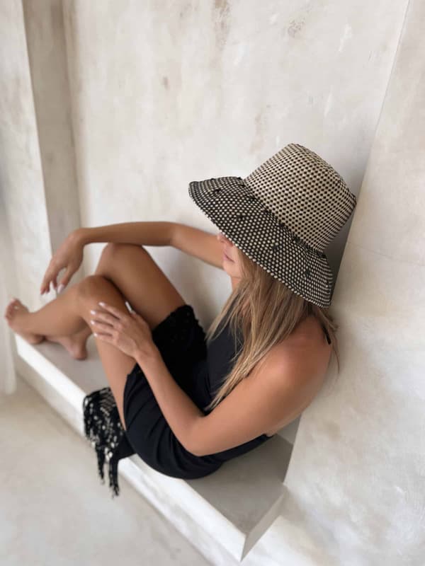 Buckethatt NOOR