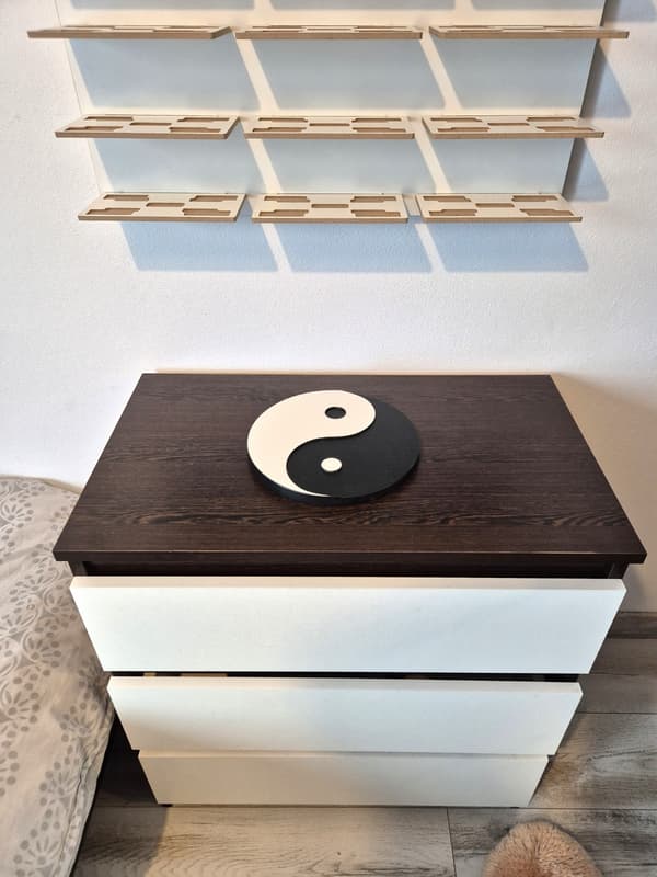 Yin Yang sort-hvidt symbol MDF 18 mm, diameter 25 cm