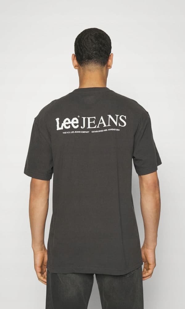 Lee LOGO LOOSE TEE Vasket Sort Meget Løs T-shirt M