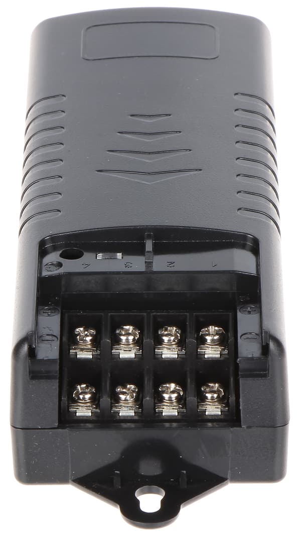 HAKKURIVIRTALÄHDE 12V/5A/UP4