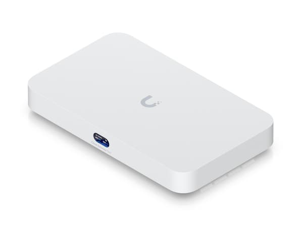 Ubiquiti UniFi UCG-kuitureititin/ohjain