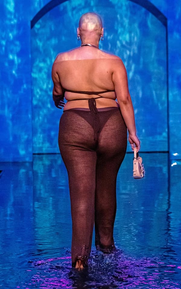 PRETTYLITTLETHING PLUS BRUNA BYXOR 44 1Z3G1*