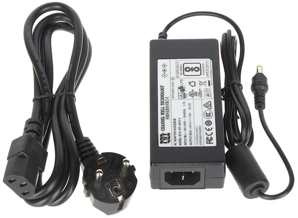 POE-SWITCH DS-3E1105P-EI 4-PORTARS Hikvision