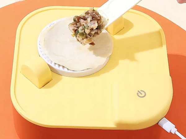 Sähköinen pierogi-kone 30 kapasiteetilla