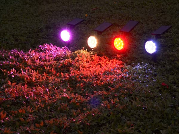 SOLAR LAMPOR RGB (48) GAB_B