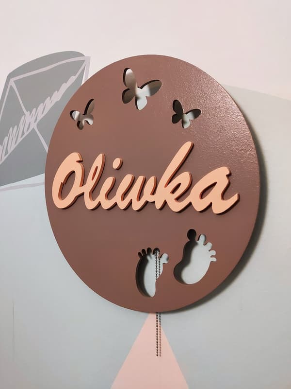 Tulajka natlampe med navn