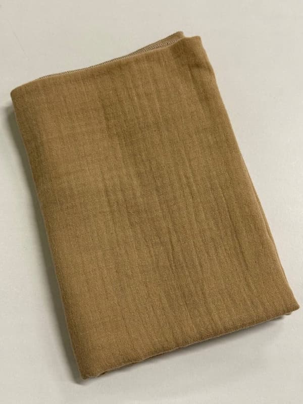 Fästlakan för barnsäng 120x60 cm muslin med elastik beige