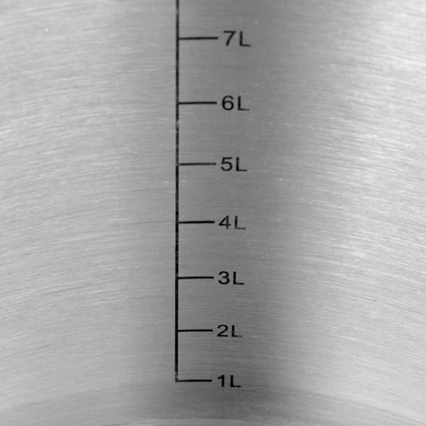 Låg gryta med lock 25x18 9L