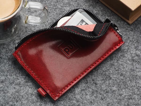 OLDTIMER SLIM plånbok av vegetabiliskt garvat nomadläder, röd