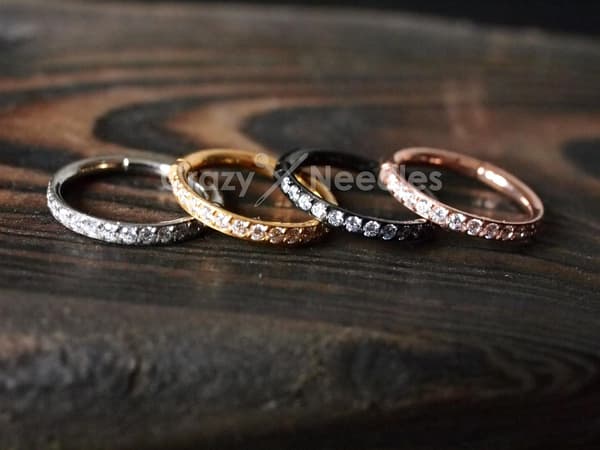 Titanium CLICKER ring med hvide zirkoner - sølv - TK-023 1.2/8