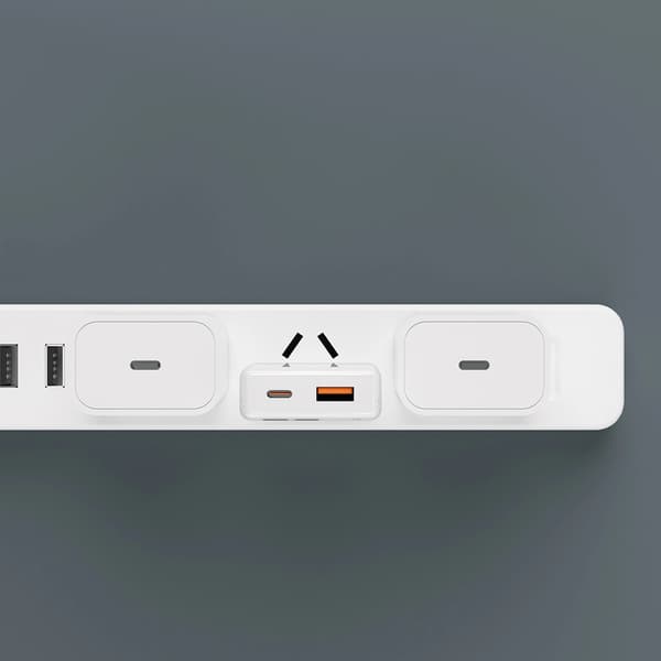 Dudao A30EUT 30W GaN Väggladdare USB-A / USB-C + USB-C - USB-C Kabel - Vit