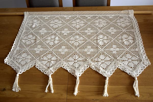 Gardin i bomullsspets 60/150 i boho-stil