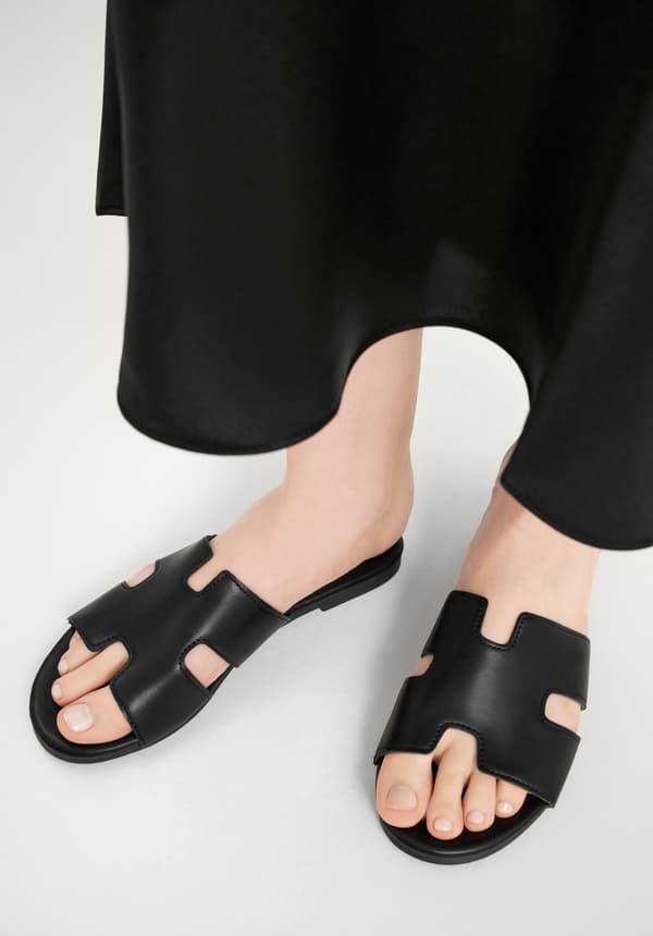 Wittchen damflipflops i svart ekoläder