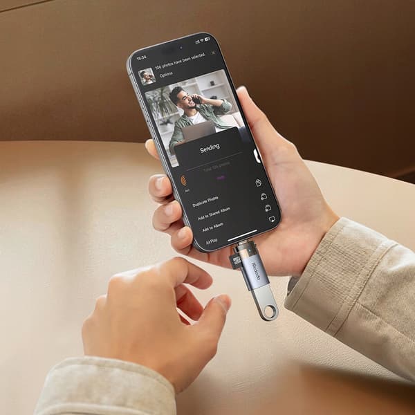 MCDODO USB-A TIL LIGHTNING ADAPTER TF KORT LÆSER 512 OTG LED