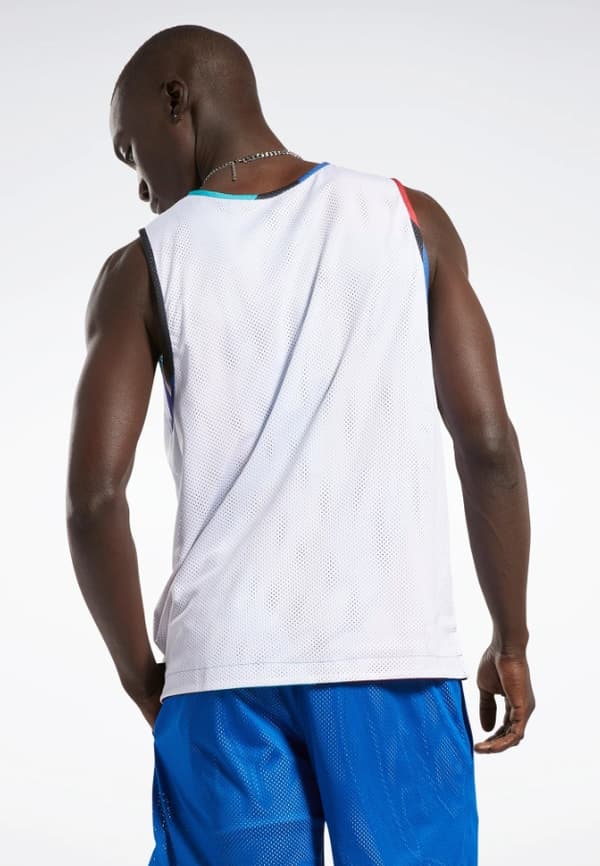 Reebok herrtröja i flerägg med logotyp XL