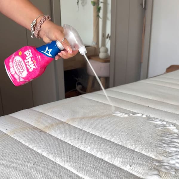 THE PINK STUFF Tæppe- og møbelskumrens 500 ml