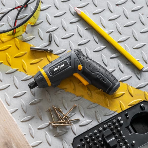 Akkumulatorskruetrækker 4V Rebel sæt 54 bits magnetisk adapter