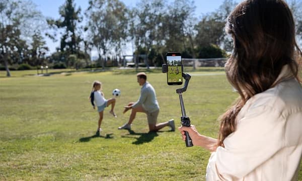 DJI Osmo Mobile 8 kääntögimbaali musta