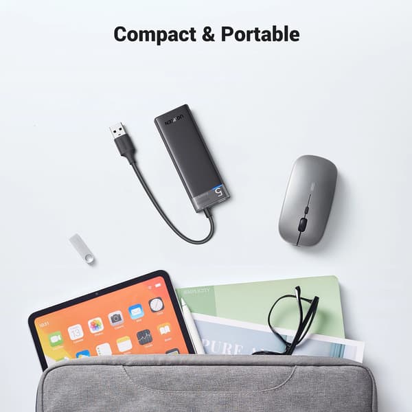 Ugreen CM653 HUB med 4 USB-A porte og USB-A strømkabel - Sort