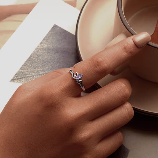 Justerbar silverring med lotusblomma i 925 silver