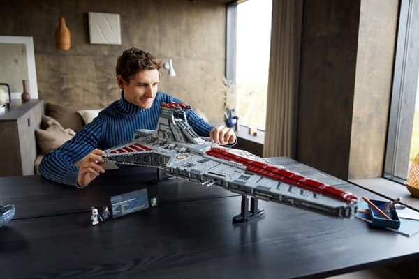 LEGO Star Wars 75367 Venator Stjärnförstörare