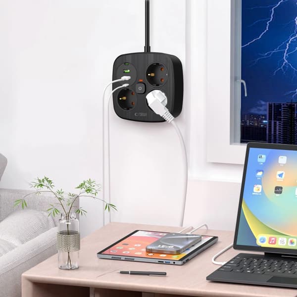 Tech-Protect PCS3X4 jatkojohto, 3 pistorasiaa, 2xUSB-A, 2xUSB-C 200 cm - musta