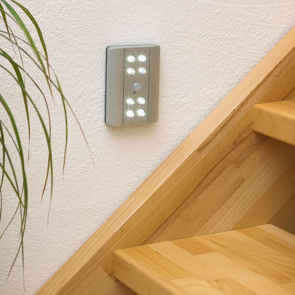 NATTLAMPA - BATTERIDRIVEN - RÖRELSESENSOR - SKYMNING - LED - UNDERSKÅP
