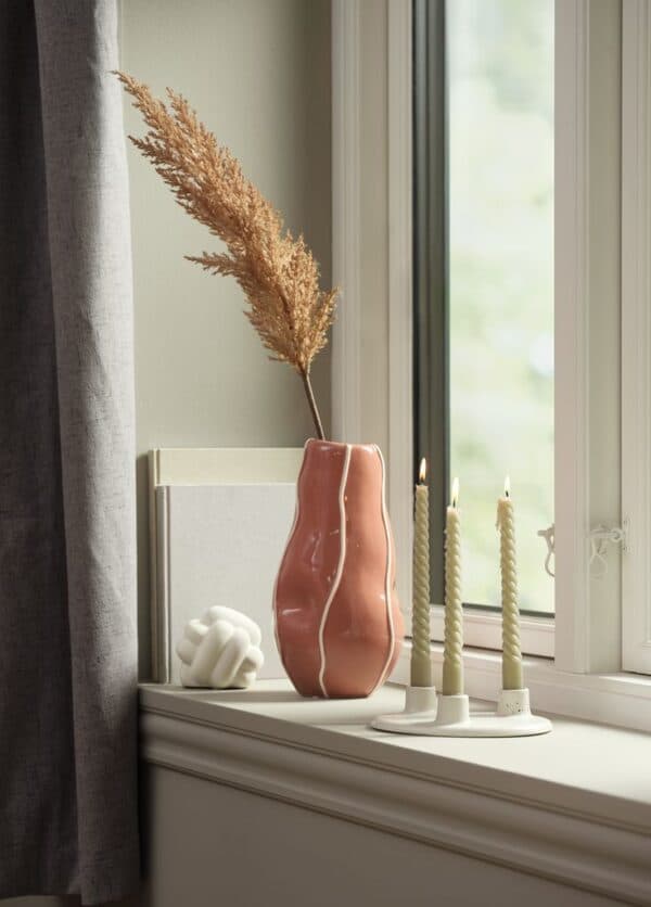 Ljus beige keramisk prickig ljusstake LAURITIS för 3 ljus
