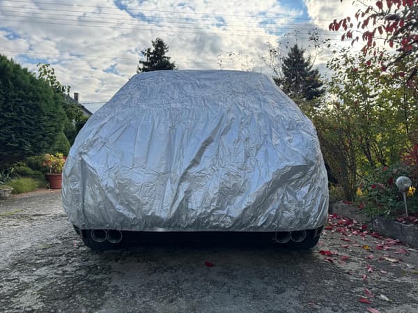 Autonpeite Peva vedenpitävä L - Audi A3 Golf Ceed I30 hatchback
