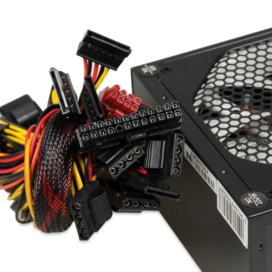 IBOX AURORA 700W strømforsyning, 14 cm blæser, sort