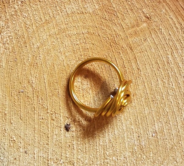 Kukallinen metallilanka kulta 2mm 5m