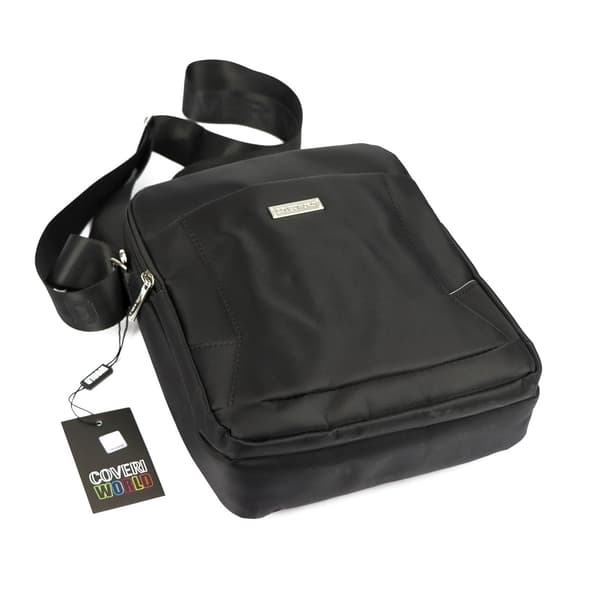 Slitstark herrväska av polyester Coveri World CW7063