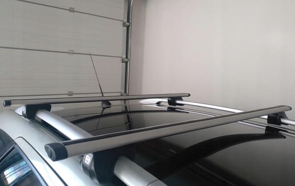 Kattoteline Renault Duster 5D vuosimalli 2011-2014