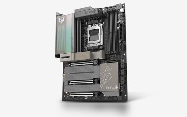 SAPPHIRE NITRO X870EA WIFI7 moderkort