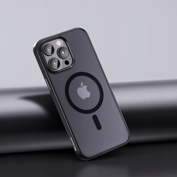 MCDODO MAGNETISK KLART FORSTÆRKET ETUI TIL MAGSAFE IPHONE 15 PLUS TRANSPARENT