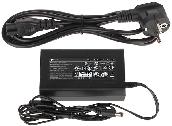 TP-LINK TL-SF1005P 5-PORTARS POE-SWITCH
